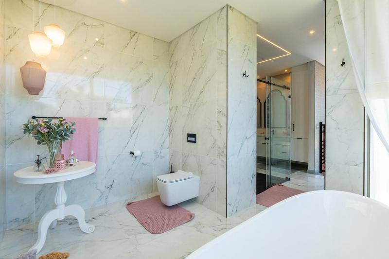 4 Bedroom Property for Sale in Pinnacle Point Golf Estate Western Cape